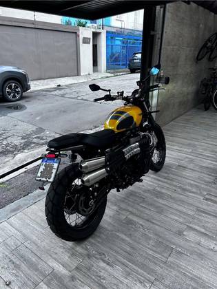 TRIUMPH SCRAMBLER 900 TRIUMPH SCRAMBLER 900